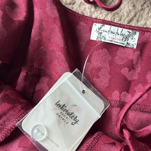 NWT Intimately Free People Bow-Dacious Wine Red Cheetah Print Mini Slip Dress - Picture 6 of 9